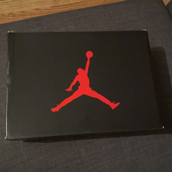 Out of the box - Air Jordan 7 Retro - Cardinals (Men’s/Kids 4.5, Women’s 6) - Picture 7 of 8